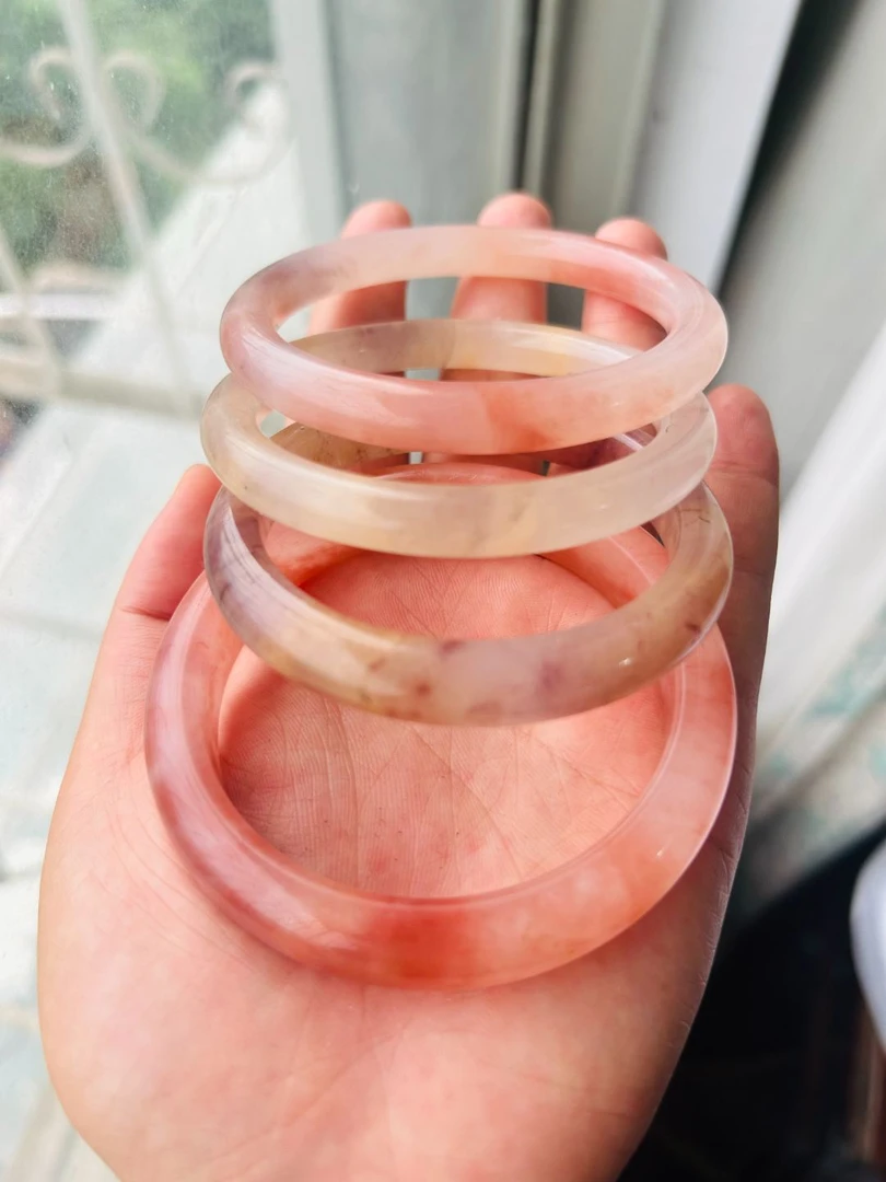 天然金丝玉紫罗兰桃花酿拍一发一多样性发货