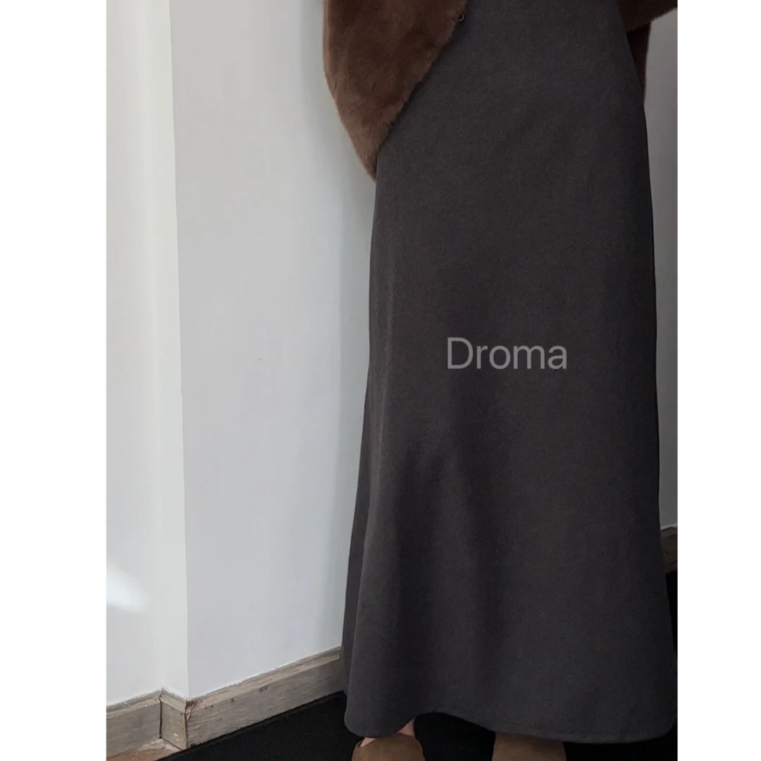 羊羊弹力高级灰半身裙冬