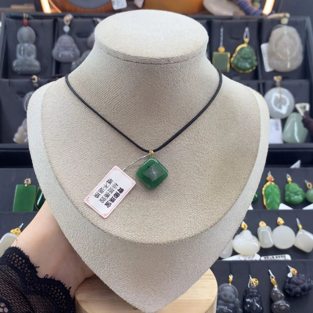 【闪购商品】和田玉吊坠18K金镶嵌