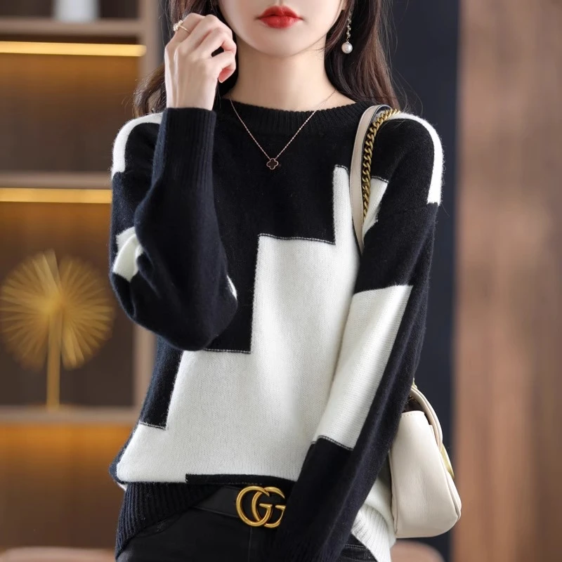 杜拉妮2025春秋冬新款圆领毛衣女内搭上衣大码胖MM拼色针织打底衫