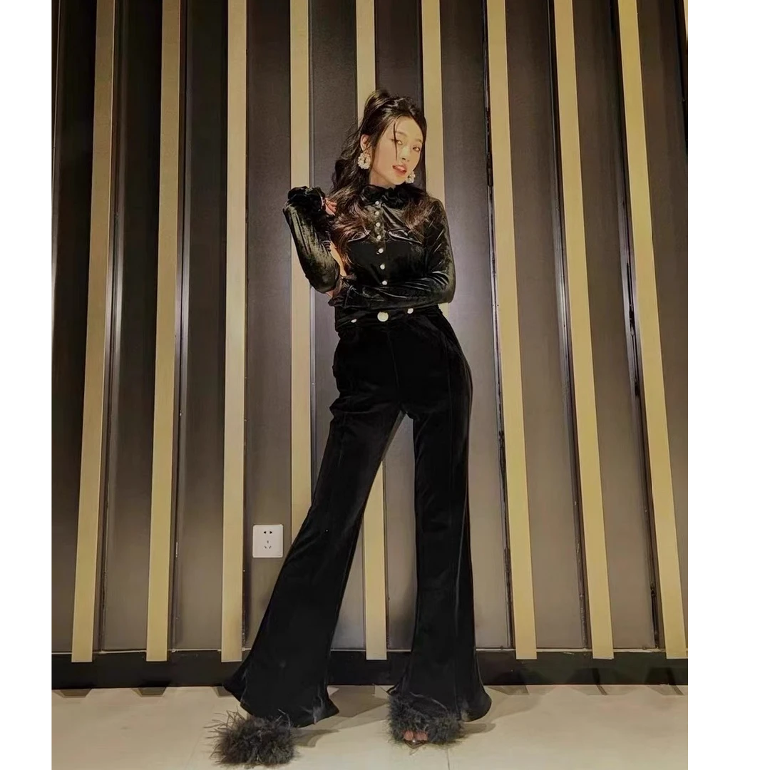 2024秋冬新款设计感黑色丝绒上衣女气质高腰显瘦微喇叭长裤子套装