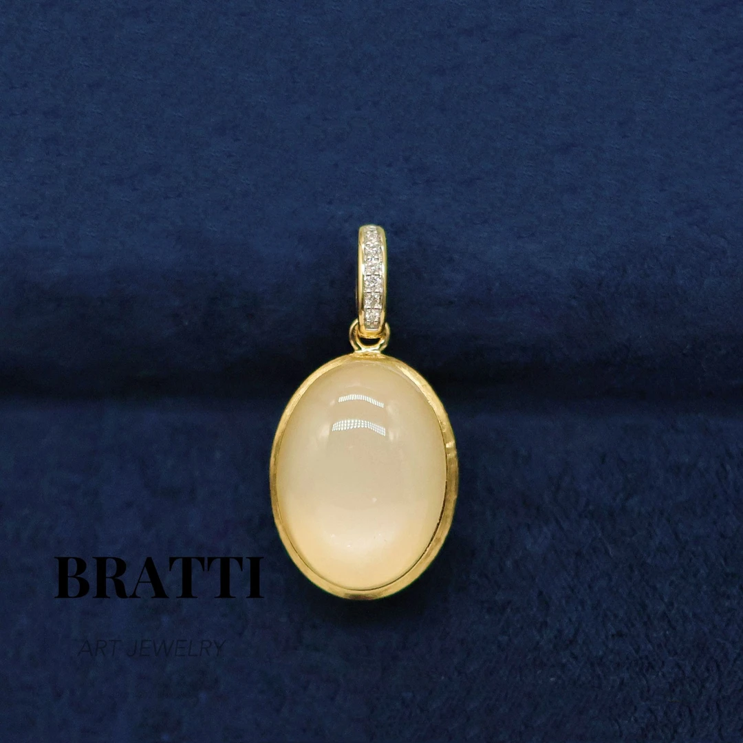 Bratti珠宝《白月光》18K金月光石钻石万能扣吊坠-KD241105