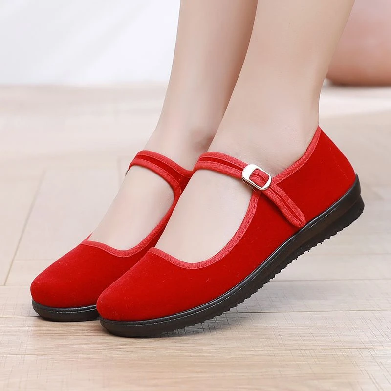 老北京防滑布鞋女鞋红色平跟单鞋软底酒店工作鞋广场跳舞鞋妈妈鞋