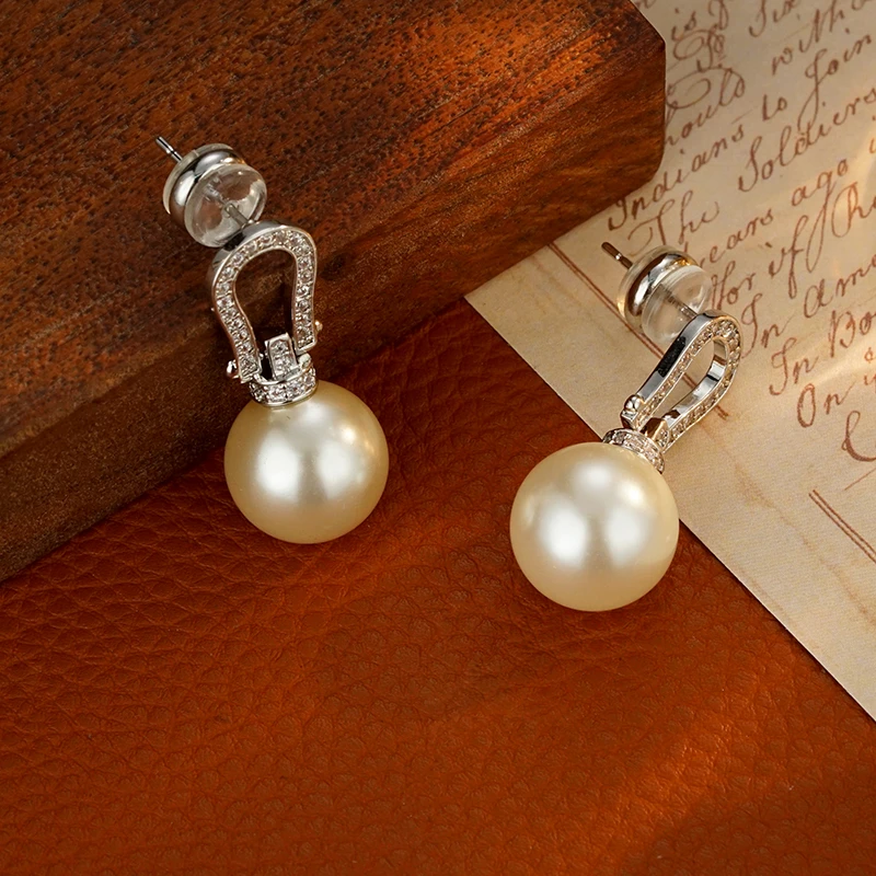 铜合金耳饰 5708 设计师款百搭饰品小众简约精致耳钉优雅气质经典