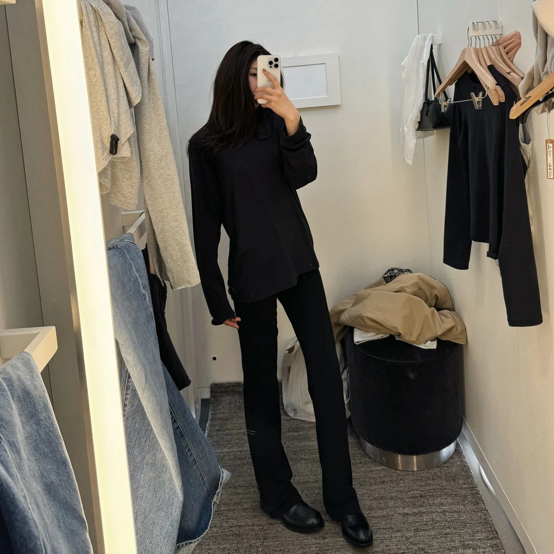 ROMI STUDIO“轻盈自在”四面高弹软糯肤感圆领长袖T恤 RW24ASG0891