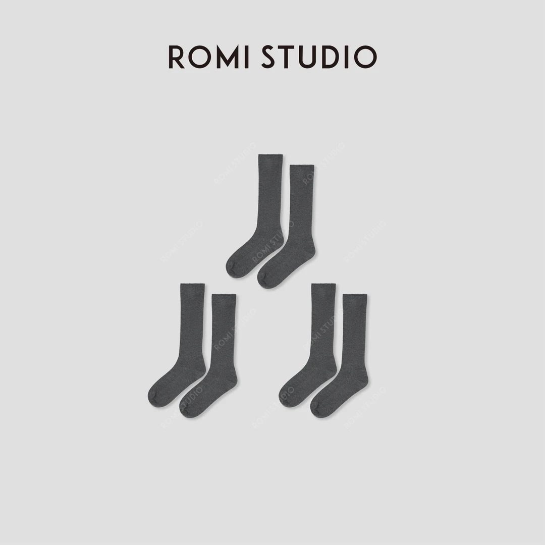 ROMI STUDIO“Cozy Design”绵羊毛混纺绒感长筒堆堆袜 RW24AP70824