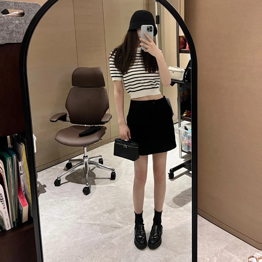 ROMI STUDIO复古做旧 简约百搭针织黑白条纹修身针织短袖 M3392