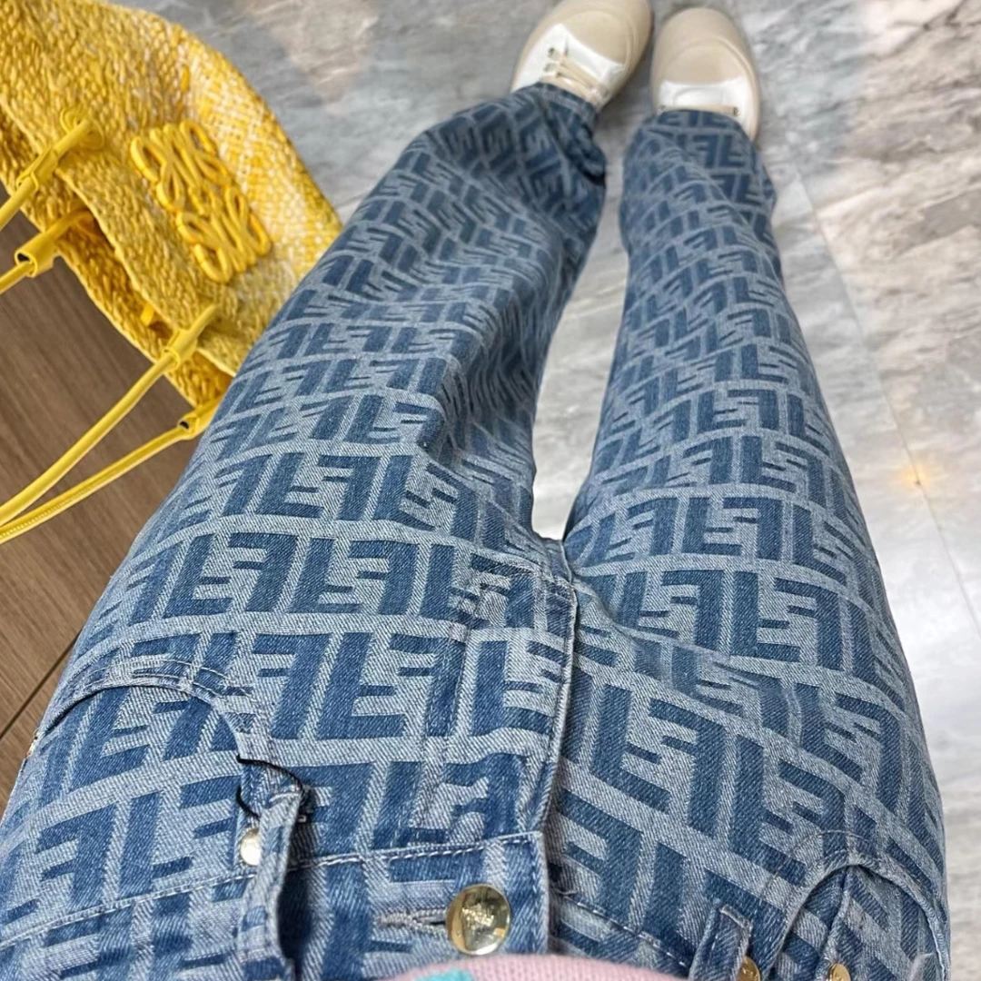 FENDI 24早秋新款蓝色全logo棉麻牛仔裤