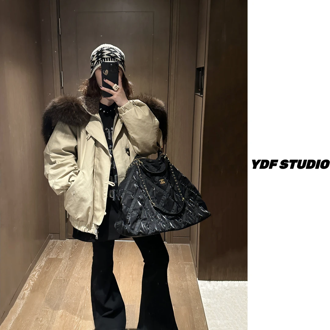 YDFSTUDIO小众【保暖战衣】欧货大毛领牛角扣设计宽松显瘦鹅绒服女