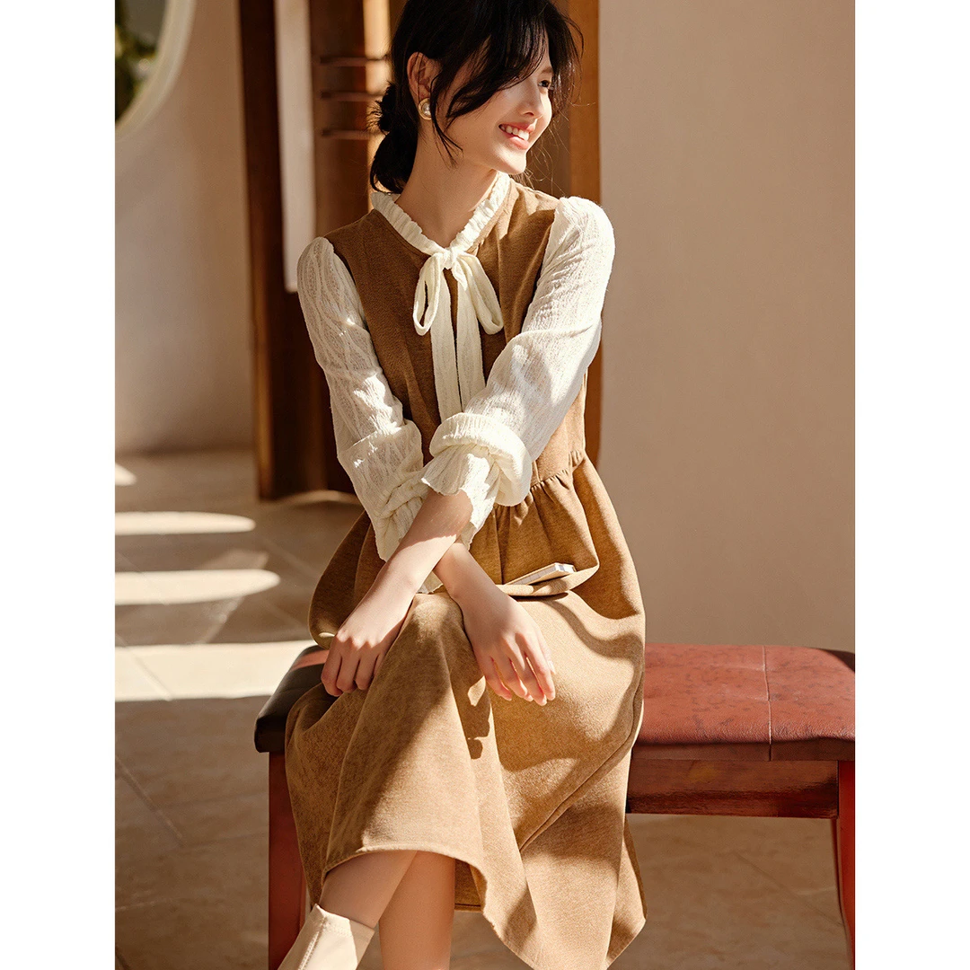 XWI/欣未【直播】复古假两件肌理拼接飘带连衣裙2025春假两件连衣裙