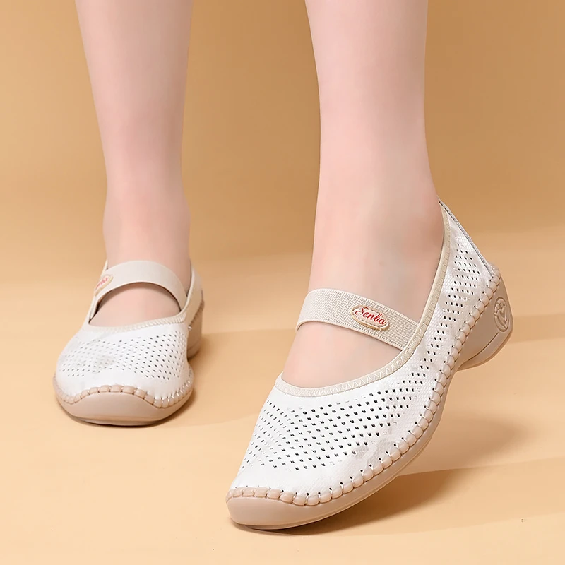 森柏文2024新款舒适妈妈鞋休闲中老年软底平底鞋时尚一脚蹬女单鞋