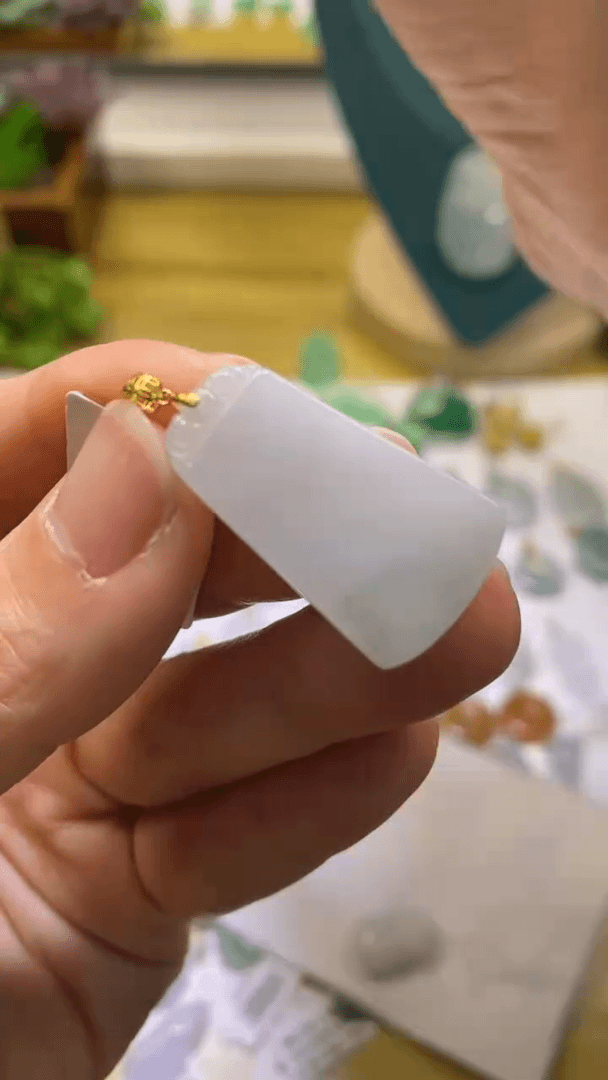 【闪购商品】翡翠吊坠18K金镶嵌a21