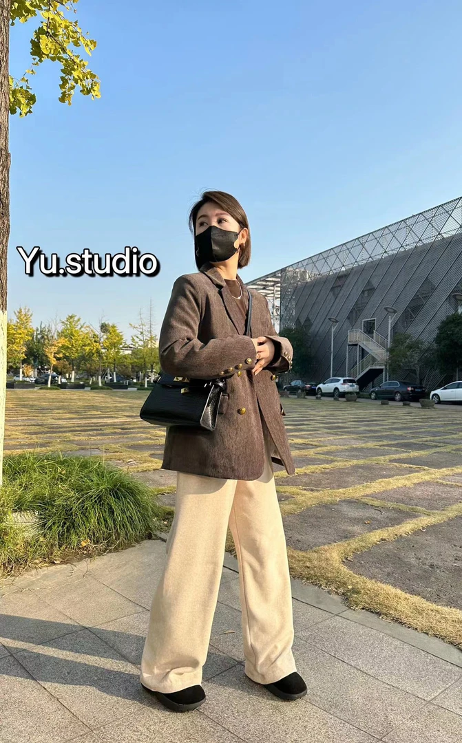 方和屿.新款显瘦加厚气质减龄休闲百搭西装羽绒外套女A03-9063