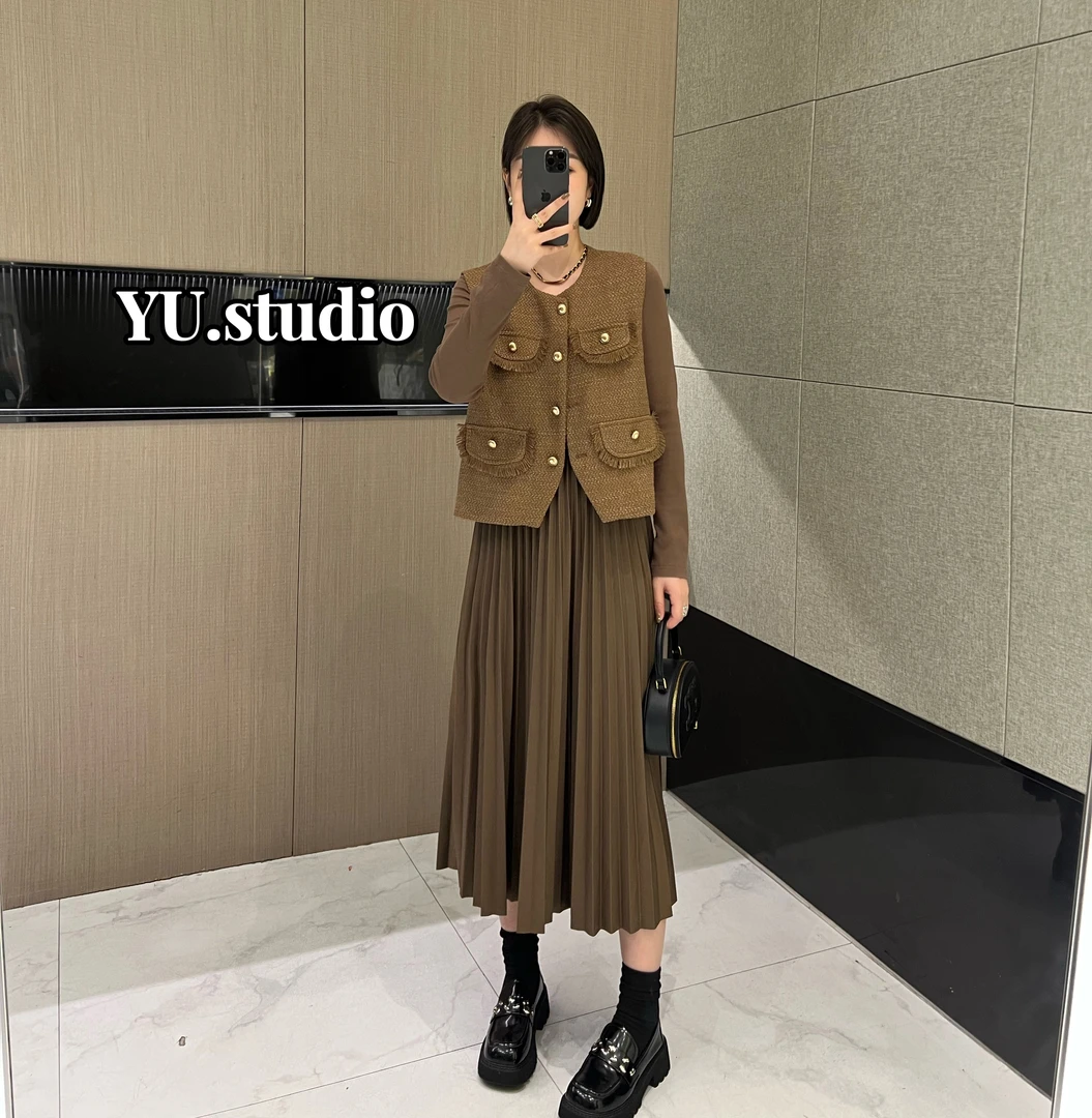 方和屿.【温柔千金】连衣裙秋装小香风马甲套装裙韩版背心A09-4158