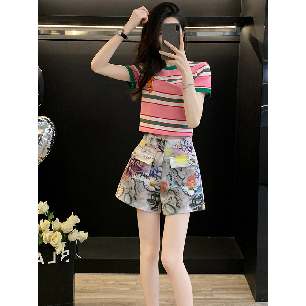 小个子穿搭休闲时尚套装女2025夏新款减龄粉色短袖T恤短裤两件套