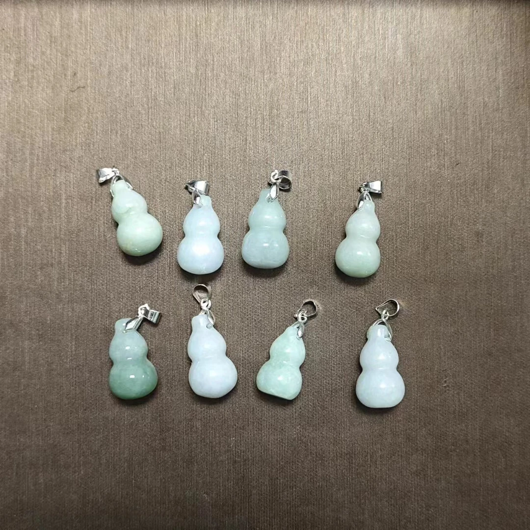 R674缅甸翡翠天然A货吊坠拍一发一多样性发货