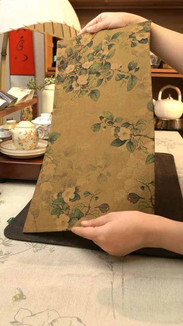 【闪购商品】密胺摆件山茶花5024