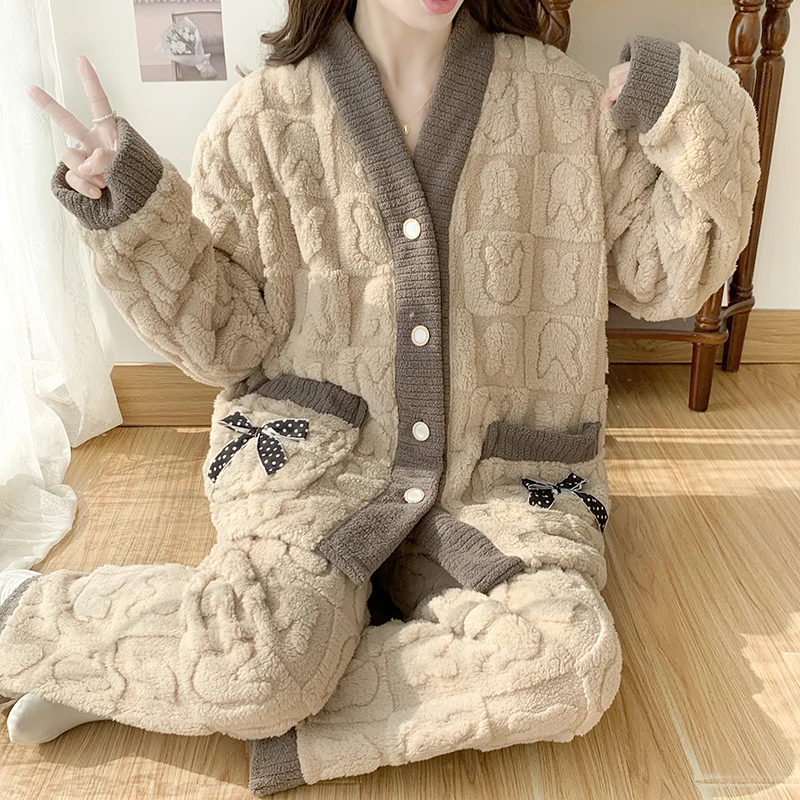 加绒加厚珊瑚绒睡衣女秋冬季法兰绒胖MM加肥加大码宽松家居服套装