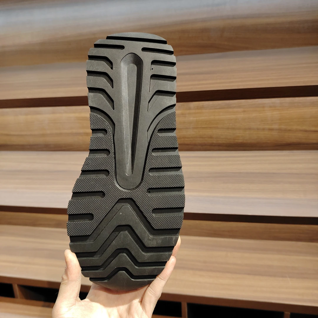 新款到货爆款时尚男鞋  150