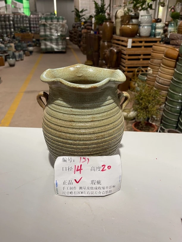151紫砂粗陶花盆口14高20左右有孔