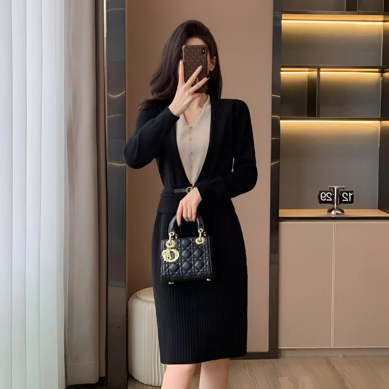 广州十三行连衣裙2024新款爆款小V领连衣裙法式假两件针织连衣裙