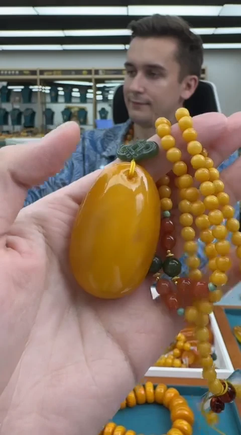 【闪购商品】琥珀颈饰未镶嵌429秒拍号