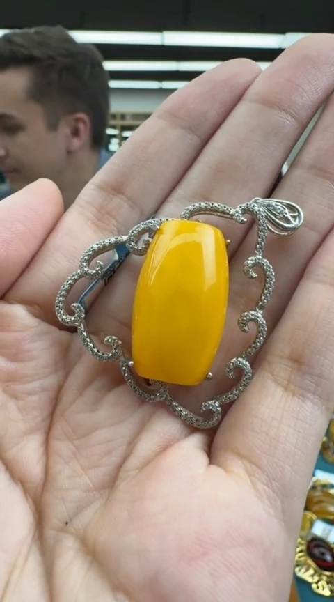 【闪购商品】琥珀颈饰银S925镶嵌477秒拍号