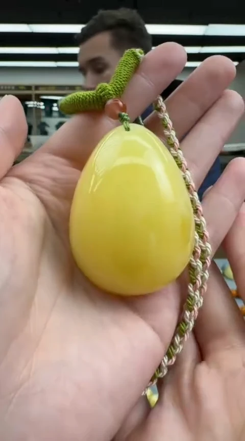 【闪购商品】琥珀颈饰未镶嵌679秒拍号