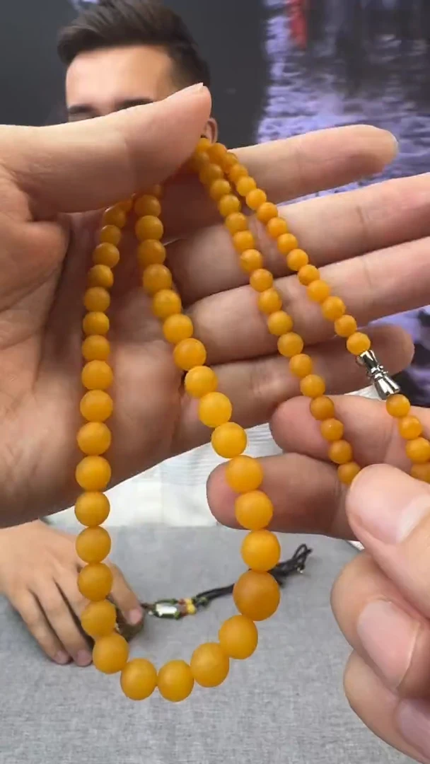 【闪购商品】琥珀颈饰未镶嵌250