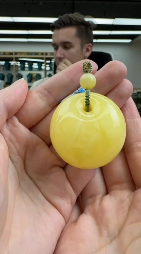 【闪购商品】琥珀颈饰未镶嵌713秒拍号