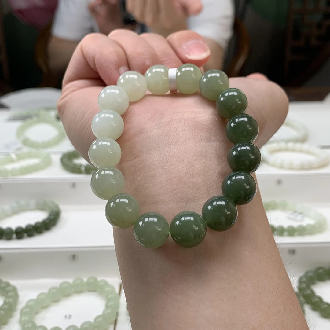 天然和田玉J12渐变青海料手串妈妈时尚和田玉珠子单圈多样性发一