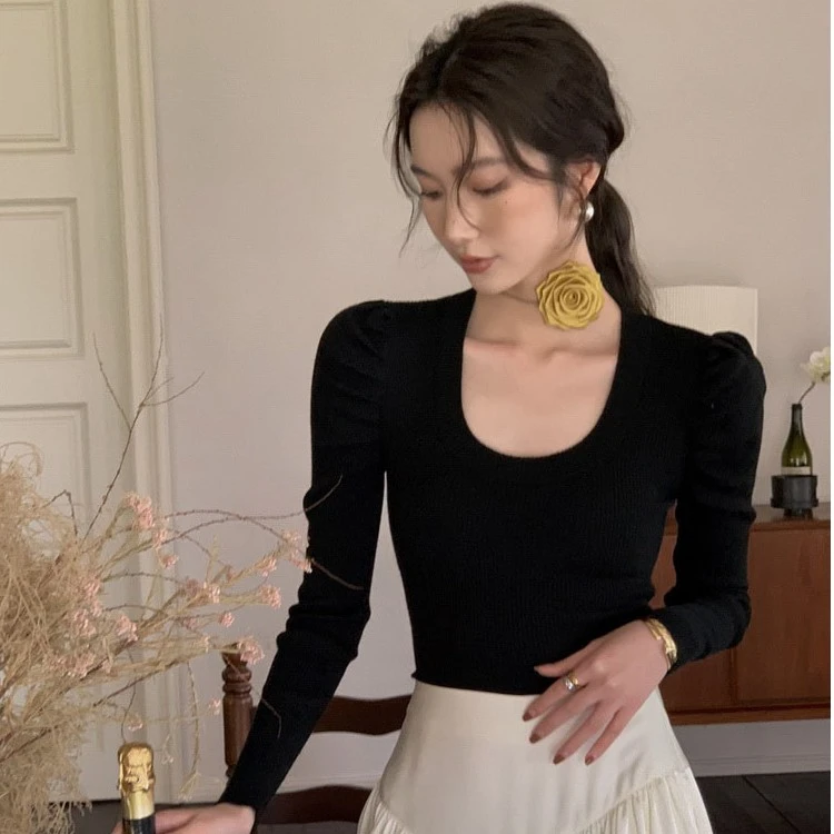 设计感泡泡袖毛衣女法式简约百搭修身U领气质针织衫女打底衫秋冬