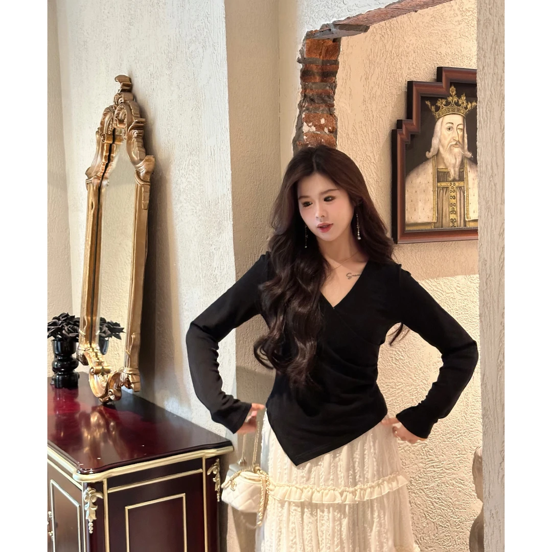 QC李潇洒【纸片人】微胖大码秋冬交叠V领捏褶修身弹力显瘦甜辣T恤