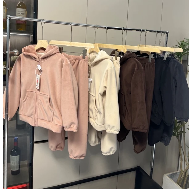 25-海豚绒冬季新款家居服儿童连帽加绒