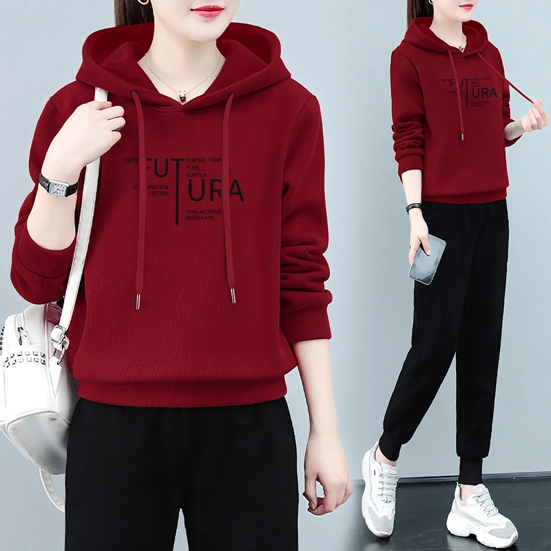 年轻妈妈卫衣洋气春装新款中年人上衣服中老年连帽运动套装女秋冬