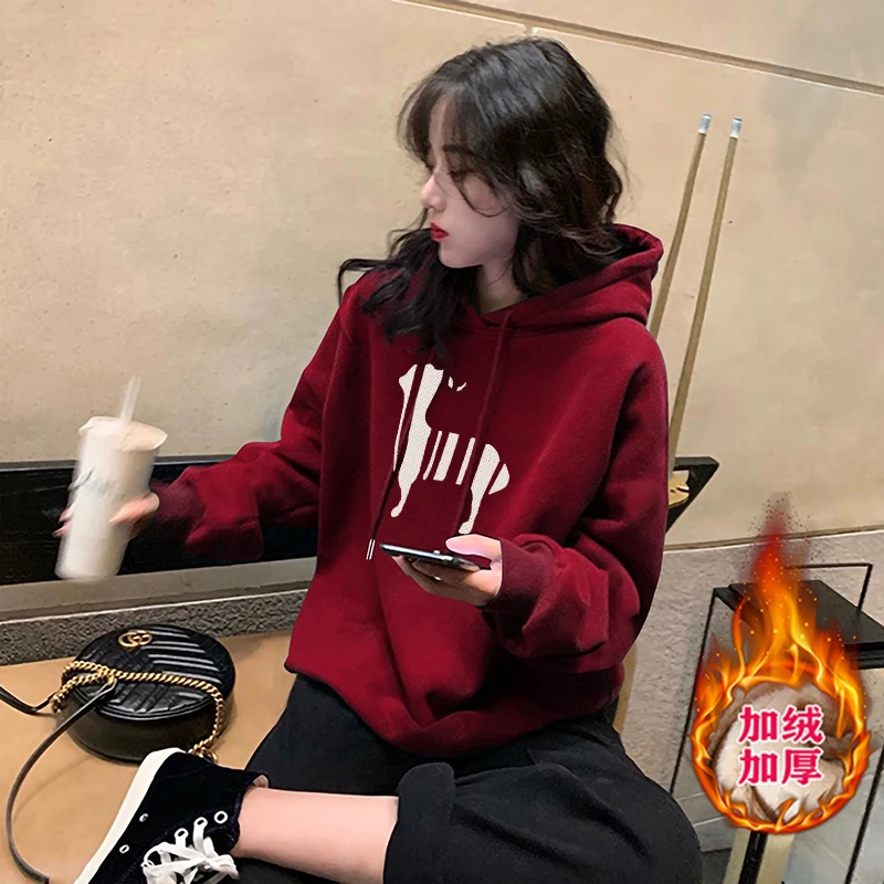 连帽卫衣女加绒加厚新款冬季女装中年红色本命年减龄上衣外套春秋