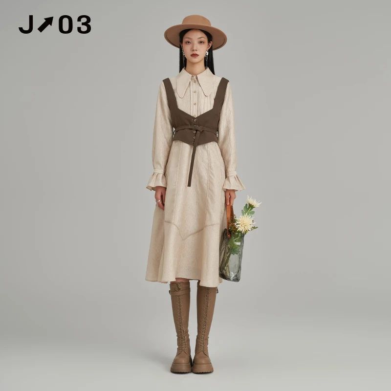 J03女装 秋冬新款时尚气质马夹连衣裙两件套装