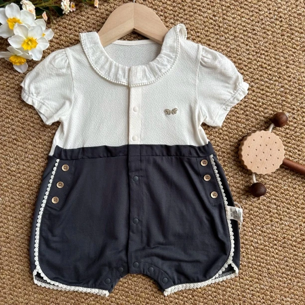 娃丽比（折扣款）短袖连体衣/裙子