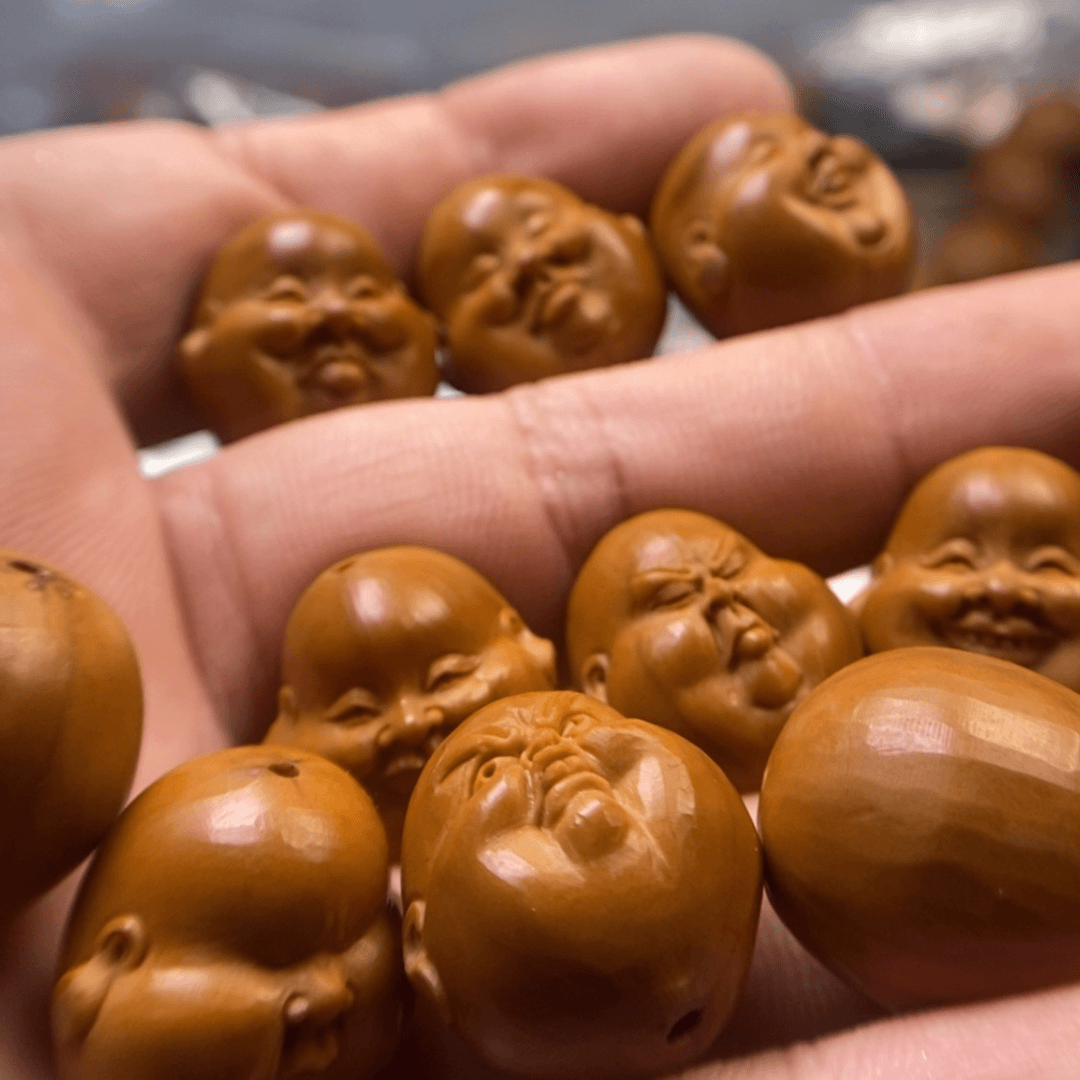 【闪购商品】百态核雕小**生