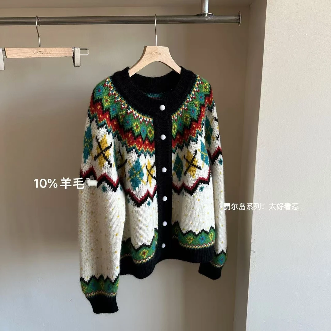 小文姐 W0866-‘圣诞提花毛衣’学院风针织开衫慵懒氛围感上衣