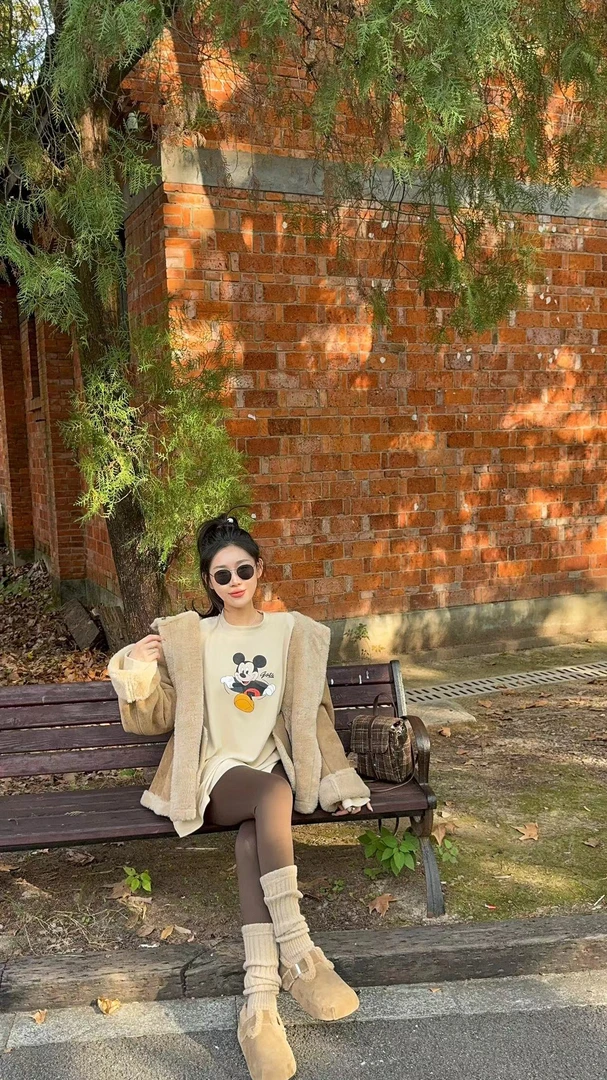 LIN-【暮光烤雪】双面德绒米奇长T➕戴帽牛角扣毛毛一体外套