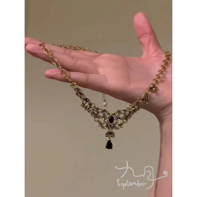 合金项链 复古vintage宫廷风黑色水晶流苏项链女做旧锁骨链choker