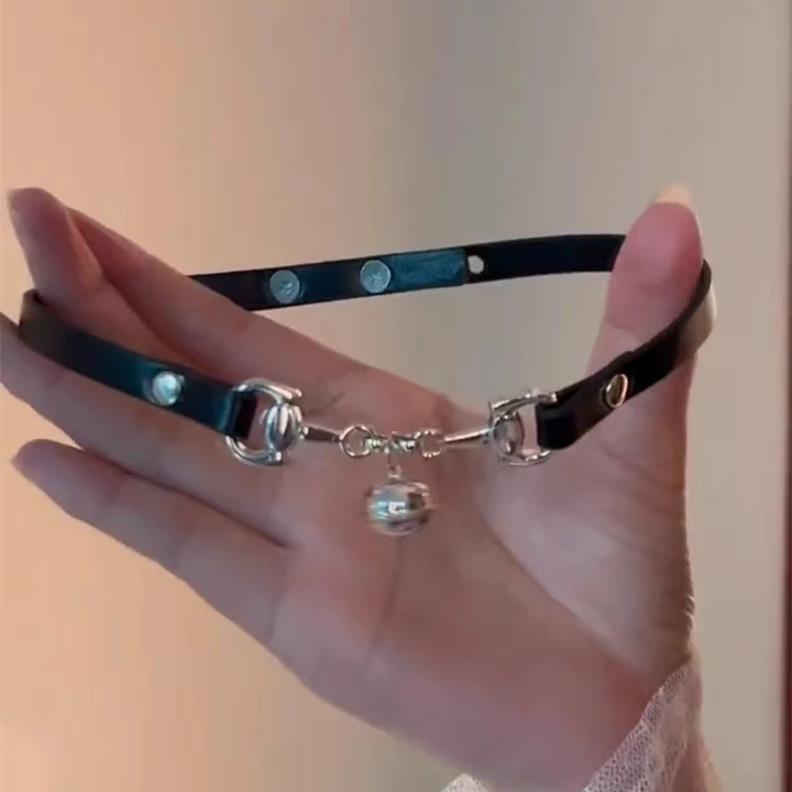 铜合金皮质项链 朋克皮颈圈项链chocker轻奢小众铃铛项圈女颈带