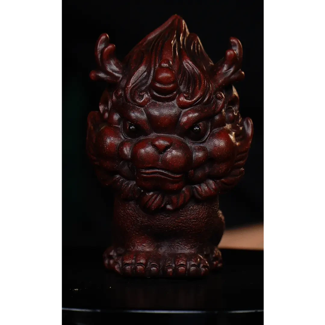 宜兴紫砂茶宠  紫超大麒麟