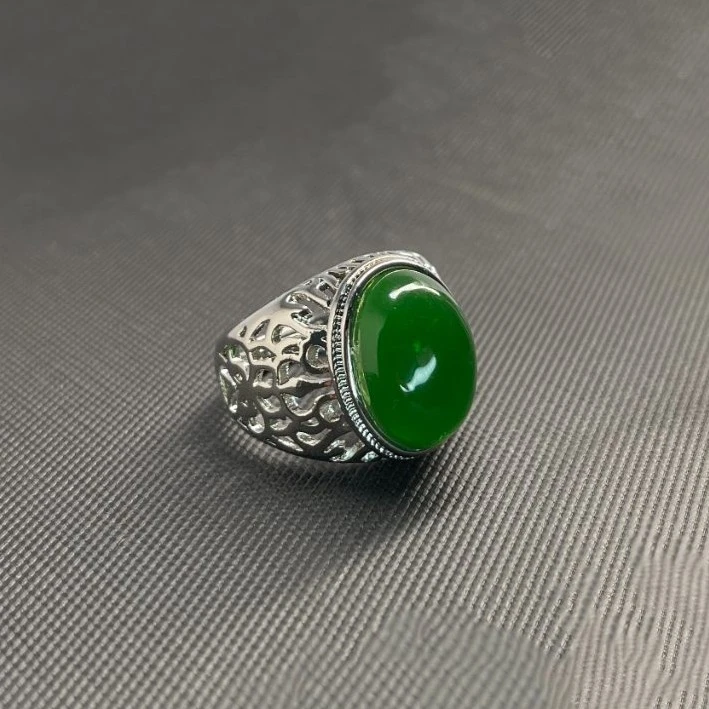 民族风蛋面绿色个人用品