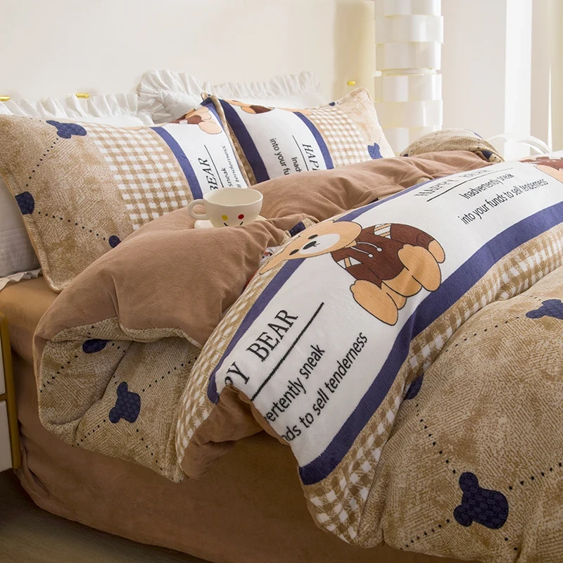 十五天免费试睡！秋冬保暖双面绒饼干熊牛奶绒被