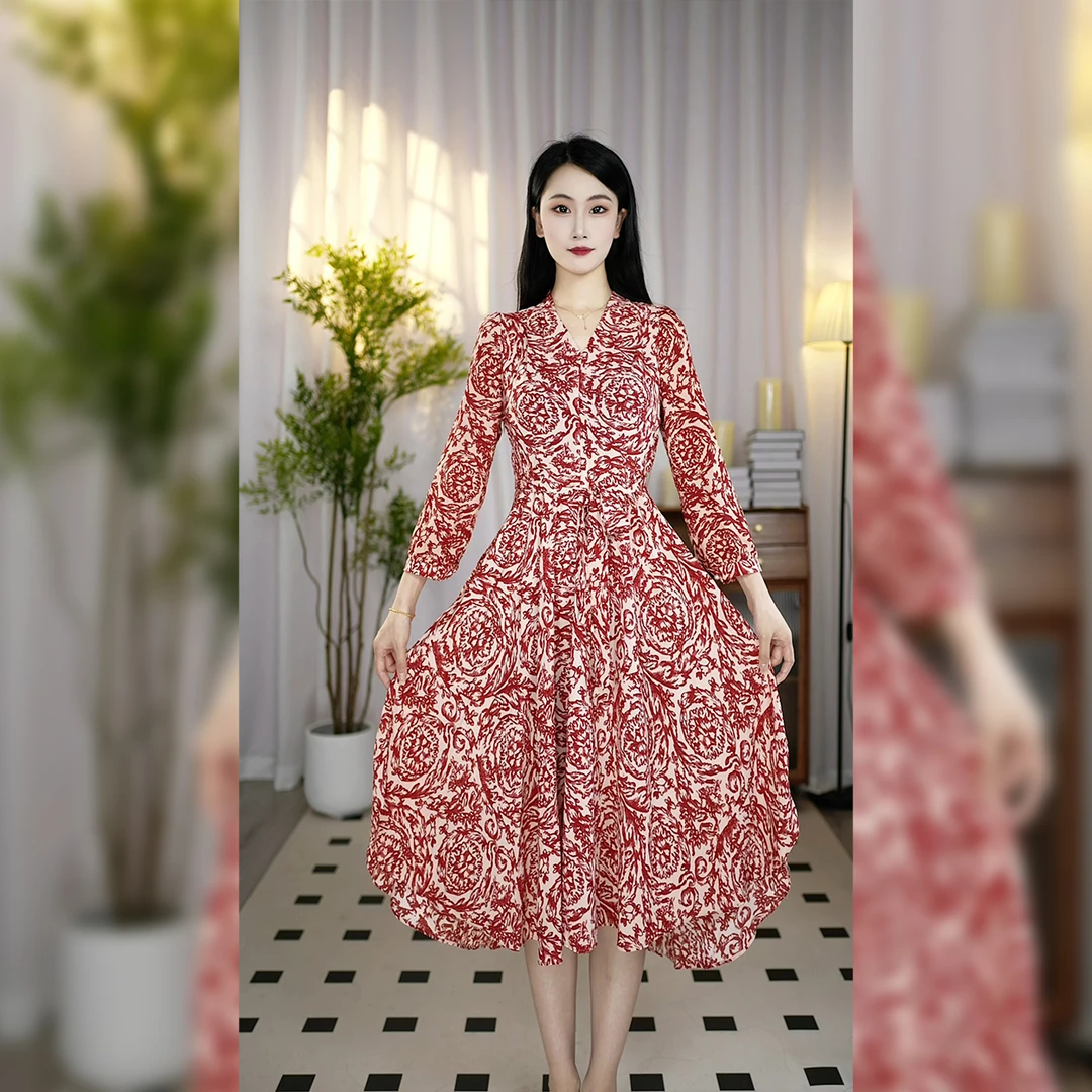 爆款碎花连衣裙秋季新款女装连衣裙显瘦时尚中长款印花复古Y47