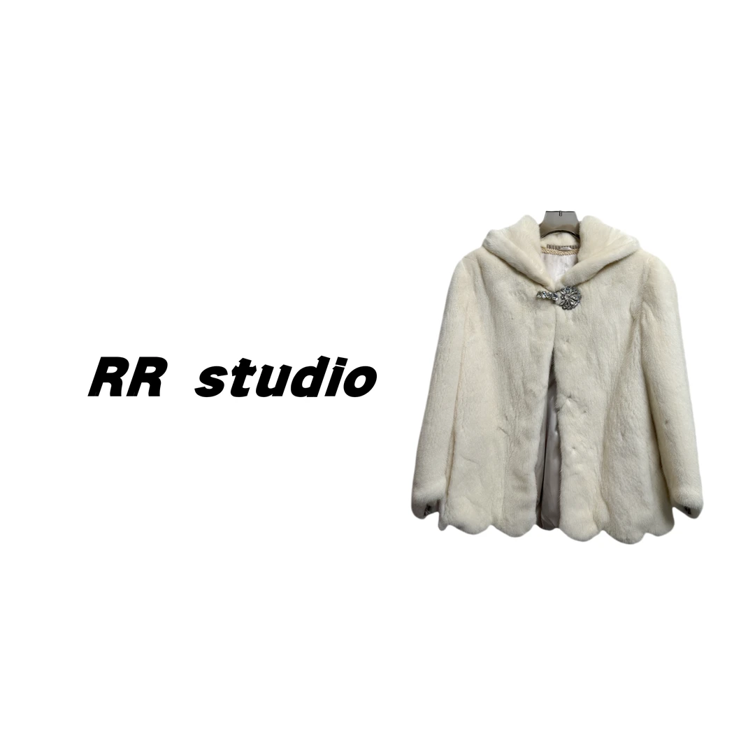 RR STUDIO  女士时尚水貂外套#EEDHH90907