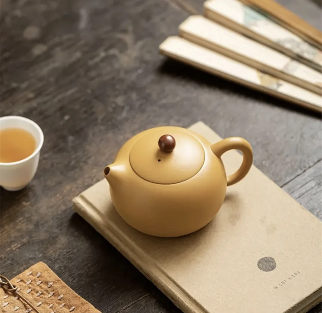 精工黄段泥鸿运当头短嘴西施茶具F1