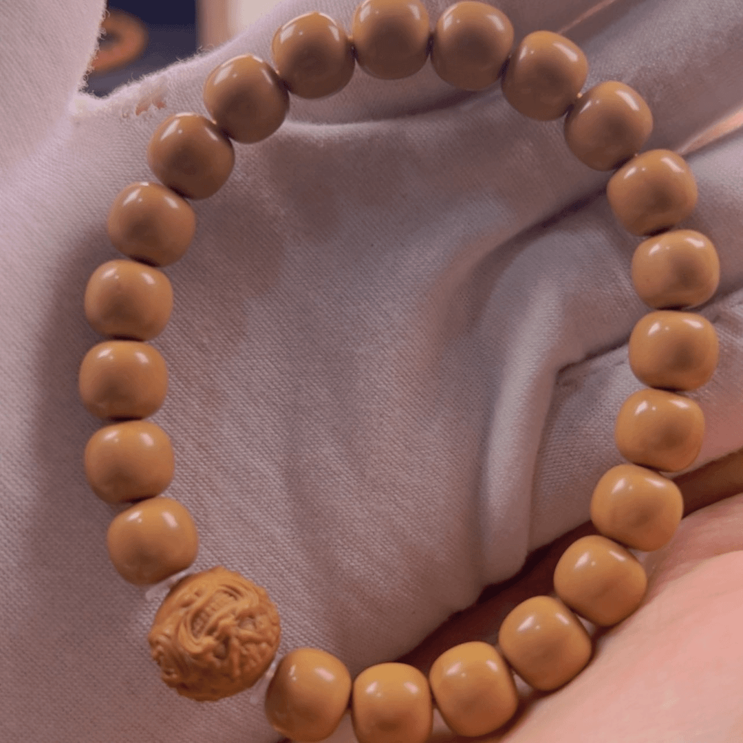 【闪购商品】猴头核桃吊坠不****！